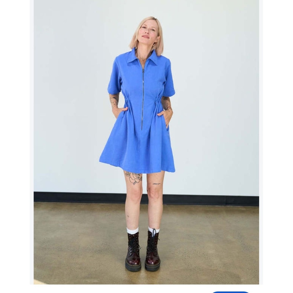 Noble Adult Utility Dress French Blue Short Sleeve Zip Front Mini Dress Small